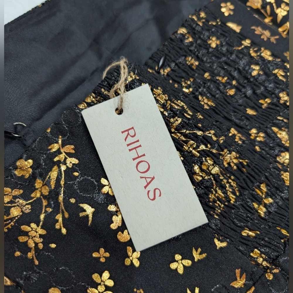 BNWT Rihoas / S / XL  / Black and Gold Floral Mini - Picture 3 of 3